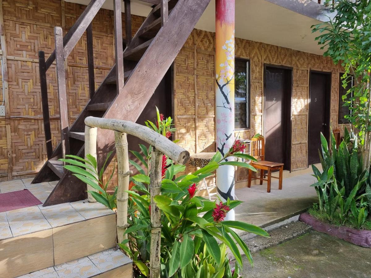 Southpoint Hostel Moalboal Exterior photo