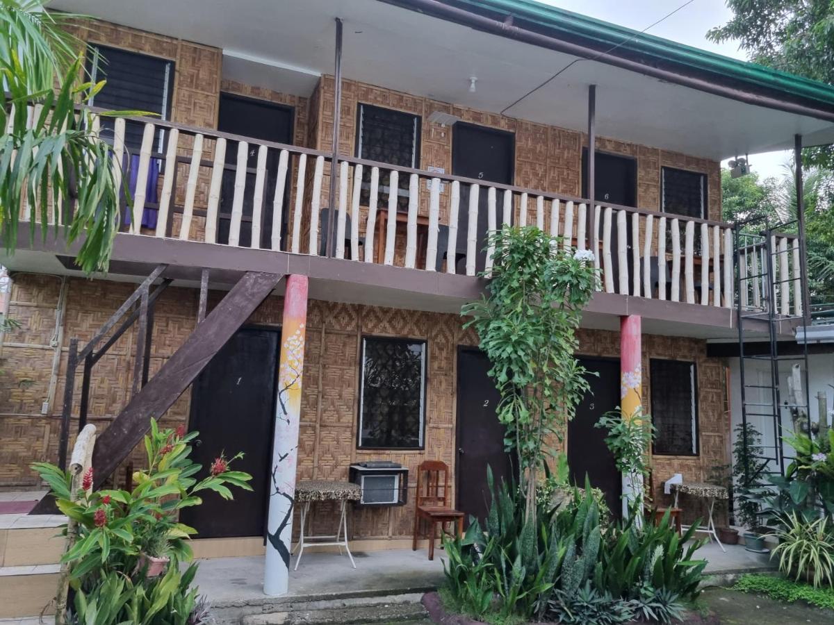Southpoint Hostel Moalboal Exterior photo
